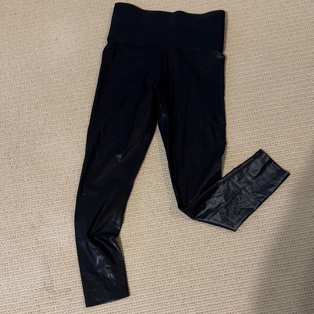 Carbon38 Black Shiny Leggings